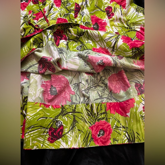 Talbots Woman’s Green/pink Butterfly Floral Pleated Skirt Size 12 Knee Length - Picture 7 of 10